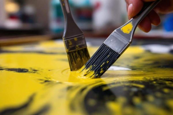 Le jaune est-il vraiment impossible à créer en peinture